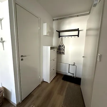 Y - New And Gorgeous Two-room דירה